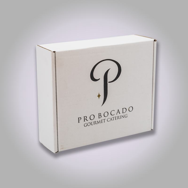 Estuche blanco de cartulina para catering